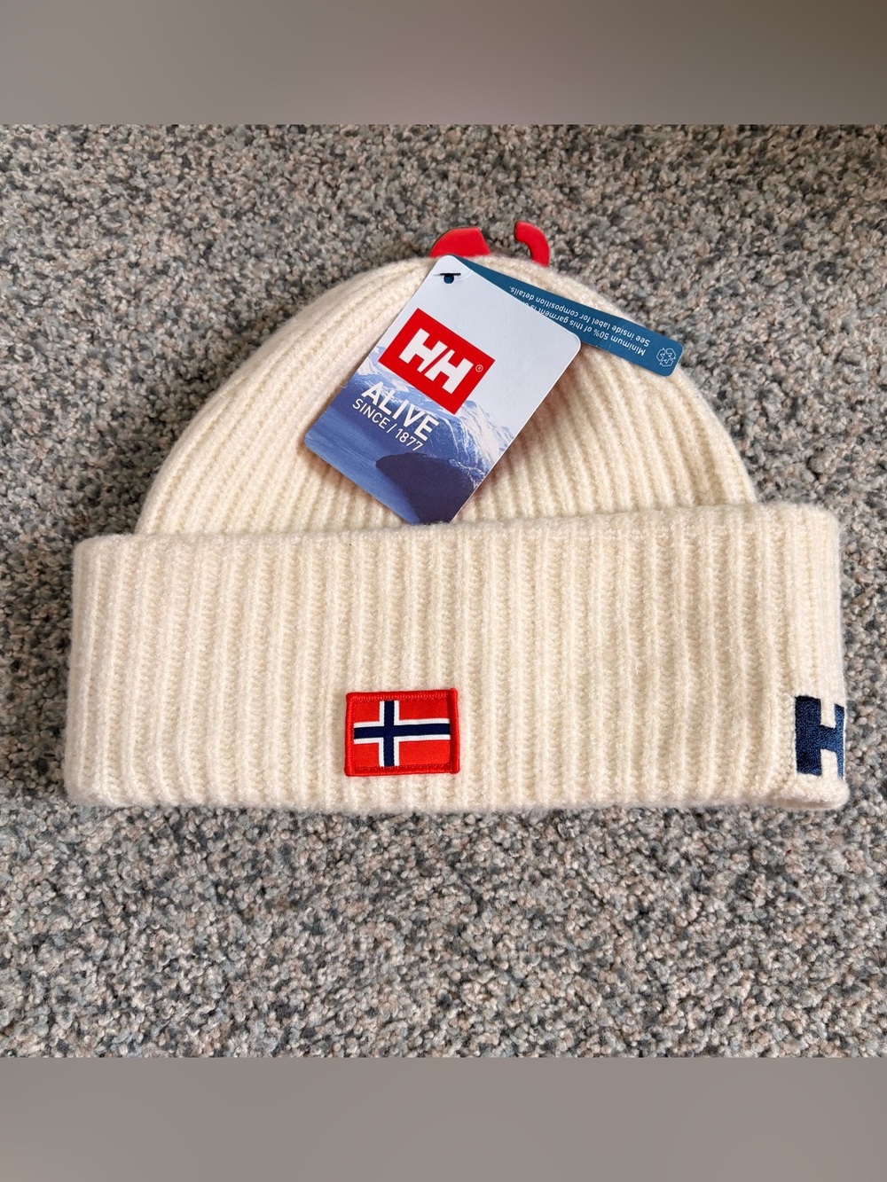 NWT Unisex Helly Hansen Soft Ribbed Beanie Snow